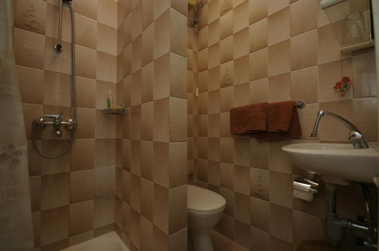 Marin Apartments Podstrana Bilik gambar