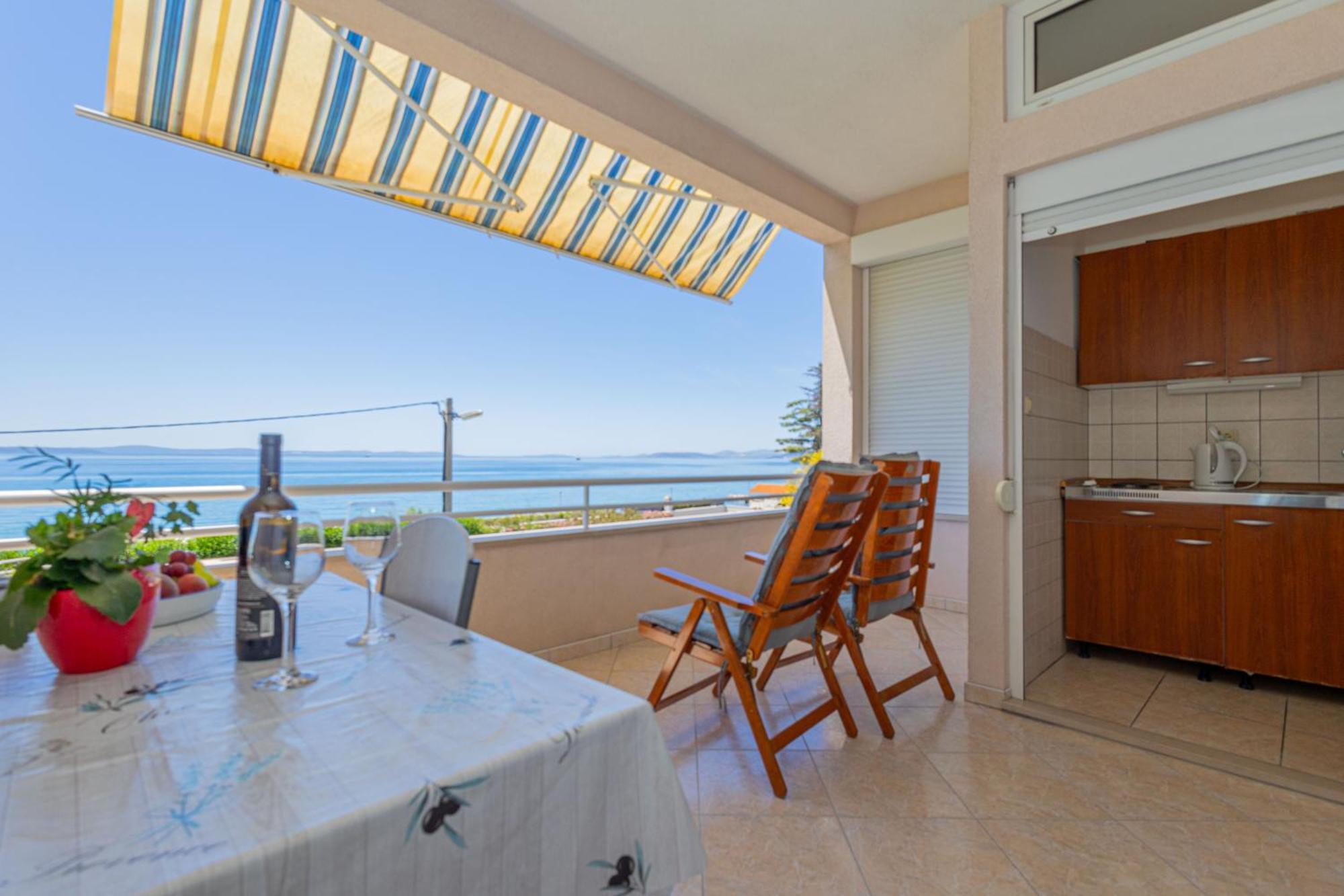 Marin Apartments Podstrana Luaran gambar