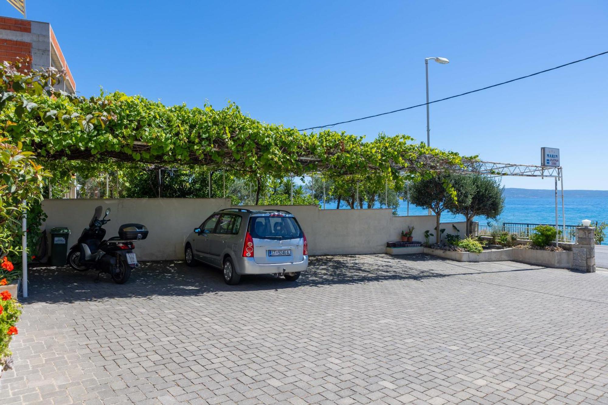 Marin Apartments Podstrana Luaran gambar